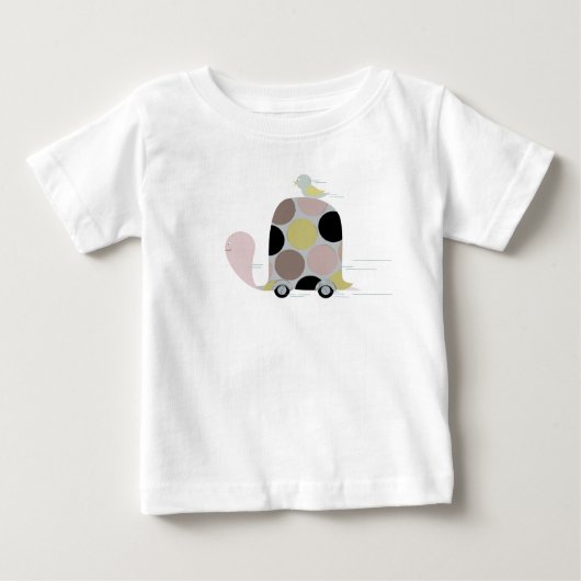 鳥とカメの車 ベビーTシャツ (正面)