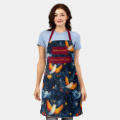 鳥と星の青いカラフルクリスマスエプロン エプロン (着用した状態)