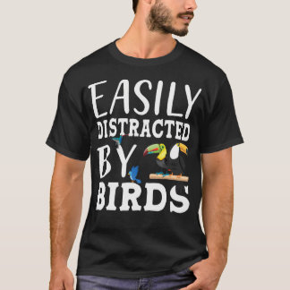 鳥に気を取られがちなバードウォッチング愛好家に Tシャツ