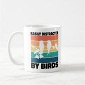 鳥に気を取られやすい 鳥好き 誕生日 コーヒーマグカップ (左)