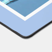 鳥のカスタム写真とスカイブルーのモノグラム デスクマット (コーナー)