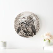 鳥の優雅さ:餌壁の白黒の鳥 ラージ壁時計 (ホーム)