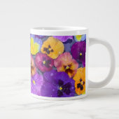 鳥の入った水浴びに浮かぶパンジーの花と露 ジャンボコーヒーマグカップ (右)