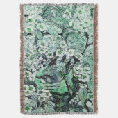 鳥の巣、木、緑の白い春の花フローラ スローブランケット (正面縦)