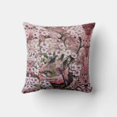 鳥の巣,白いピンクの春の花と木 クッション (裏面)