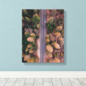 鳥の目の写真中央の道路 キャンバスプリント (インサイチュ (ウッドフロア))