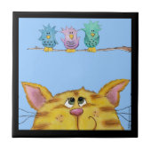 鳥の見張り猫が上の鳥を見る タイル (正面)