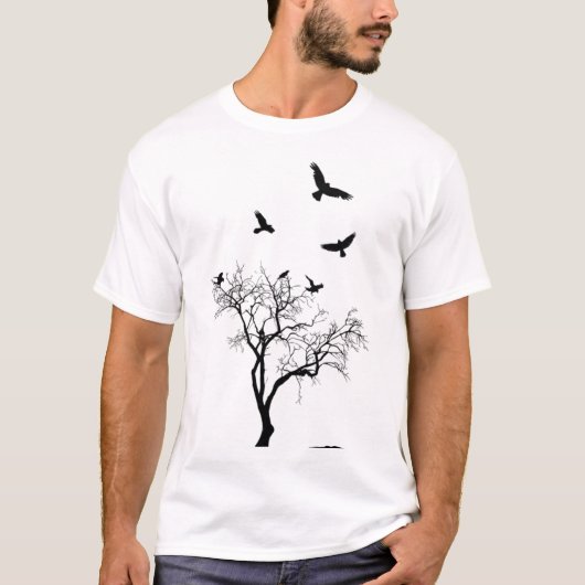 鳥は木の擦り切れたな、ずたずたに裂かれたTシャツから飛びます Tシャツ (正面)