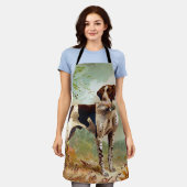 鳥を口に入れたハンター犬 エプロン (着用した状態)