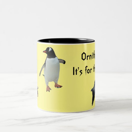 鳥類学 -- それは鳥のためです! マグ (中央)