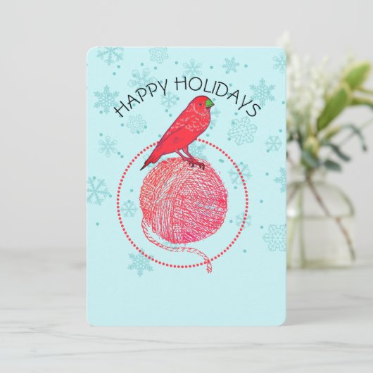 （鳥）ショウジョウコウカンチョウの鳥の糸の編み物のクロチェットクリスマス シーズンカード (スタンド正面)