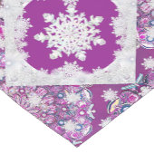 (鳥)ショウジョウコウカンチョウレッドロザース&スノーフレーク ショートテーブルランナー (コーナー)