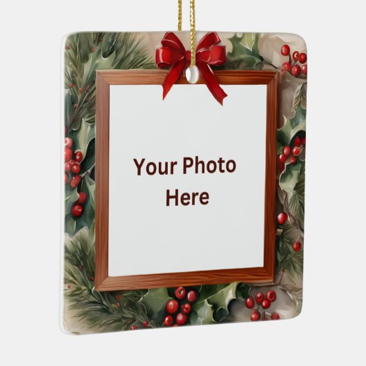 (鳥)ショウジョウコウカンチョウ、ホリーとモミのフォトフレームのクリスマス セラミックオーナメント (右)