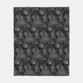 《鳥》ハヤブサ満月パターン フリースブランケット (正面)
