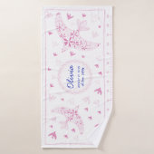 鳥、風に乗る。誕生メモリアル_ピンク バスタオル (バスタオル)