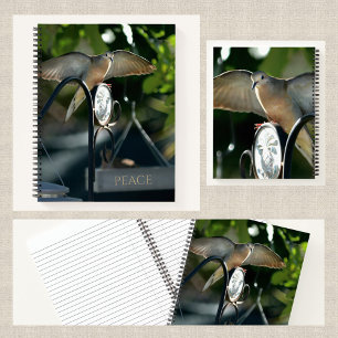 鳩が羽を広げるフォトグラフィックノート ノートブック
