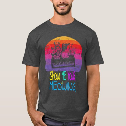 鳴き声をあげるニャンコたちを見せて ログドール ミュージカル ショー Tシャツ (正面)