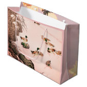 鴨とさくらんぼの花日本のプリント抱き枕 ラージペーパーバッグ (正面アングル)