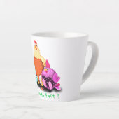 鶏おもしろいの卵ハッチを待つ – カスタム文字 カフェラテマグ (右アングル)