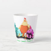 鶏おもしろいの卵ハッチを待つ – カスタム文字 カフェラテマグ (正面)