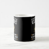 鶏が横断できる世界を夢見る コーヒーマグカップ (中央)