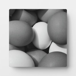 鶏の卵（白と黒） フォトプラーク