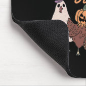 鶏の愛好家のためのチックまたは面白いハロウィーンを治療 マウスパッド (コーナー)