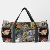 鶏の鳥屋の写真コラージュ ダッフルバッグ (正面)