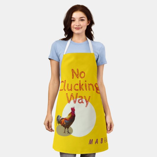 鶏の鶏の黄色のおもしろいいいえクラッキングウェイ エプロン (着用した状態)