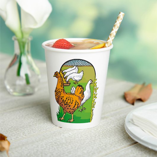 鶏を飼う 紙コップ