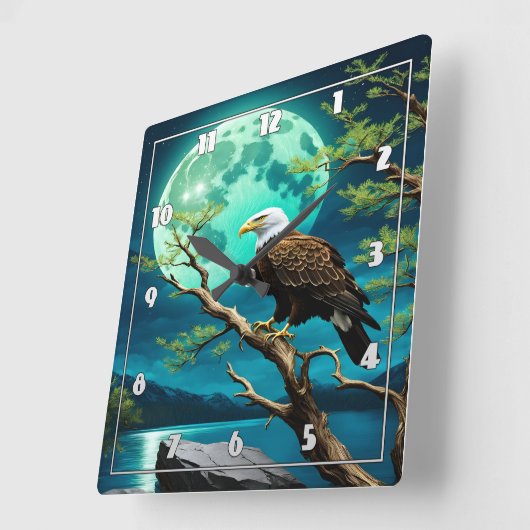 鷲が月光に照らされて枝に止まった スクエア壁時計 (傾斜)