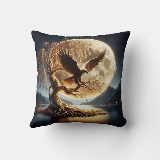 鷲が満月の下の枝に止まった クッション (裏面)