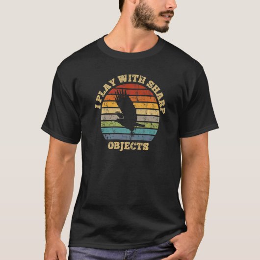 鷹匠 狩猟 私は鷹のために鋭利な物で遊びます Tシャツ (正面)