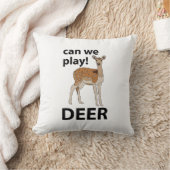 鹿が可愛い遊鹿を見る クッション (ブランケット)