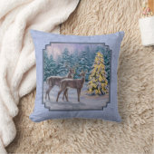 鹿とクリスマスツリー冬の青 クッション (ブランケット)