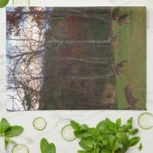 鹿とピンクのサンセットのフィールド キッチンタオル (折り畳み)