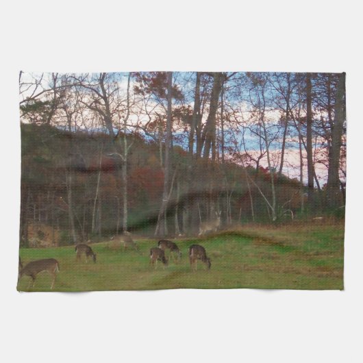 鹿とピンクのサンセットのフィールド キッチンタオル (横)
