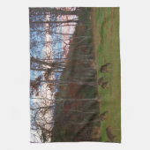 鹿とピンクのサンセットのフィールド キッチンタオル (縦)