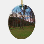 鹿とピンクのサンセットのフィールド セラミックオーナメント (右)