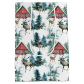鹿と雪の木々と森のキャビン ミディアムペーパーバッグ (裏面)