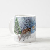 鹿のいる穏やかな森のクリスマスマグ コーヒーマグカップ (正面左)
