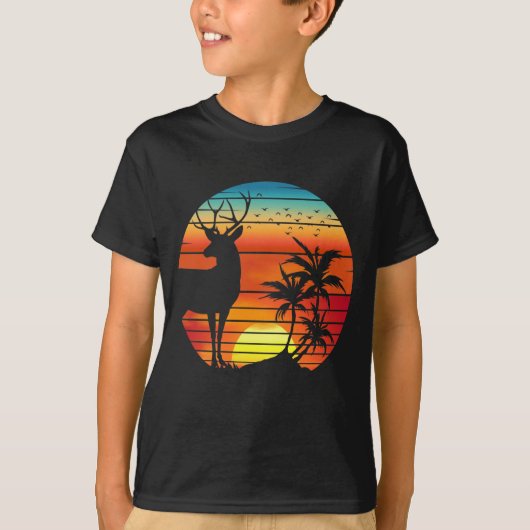 鹿のレトロな夕焼け Tシャツ (正面)