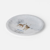 鹿の家族とベビーそれは寒い外のベビーショウ ペーパープレート (アングル)