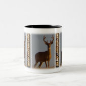 鹿の幸せな父の日 ツートーンマグカップ (中央)