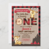 鹿の最初の誕生日ランバージャックパーティーレッドフランネル 招待状 (正面)