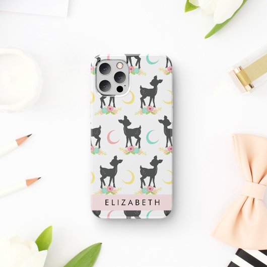 鹿の柄、子鹿、ボホ、フラワー、お名前 iPhone 16ケース