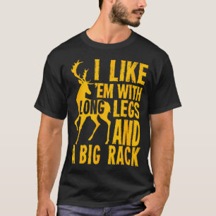 鹿の狩り私は長い脚と大きなEmが好き Tシャツ
