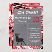 鹿の赤いカモフラージュ誕生日パーティーの招待状 (正面/裏面)