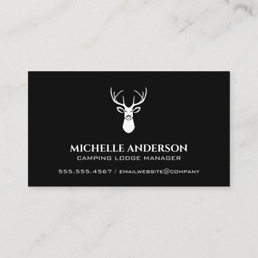 鹿の頭のロゴ |木製ボードの背景 名刺 (裏面)