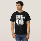 鹿の頭蓋骨アメリカ国旗 Tシャツ (正面フル)